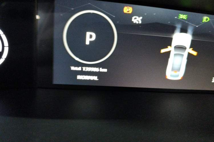 Used CHANGAN UNI-V 2022 1.5T Prestige Version Odometer Close Up