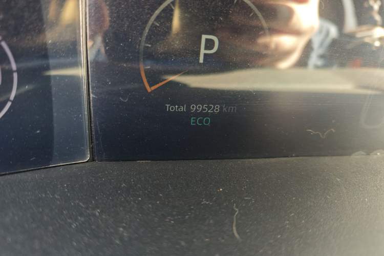Used CHANGAN UNI-V 2022 1.5T Prestige Version Odometer Close Up
