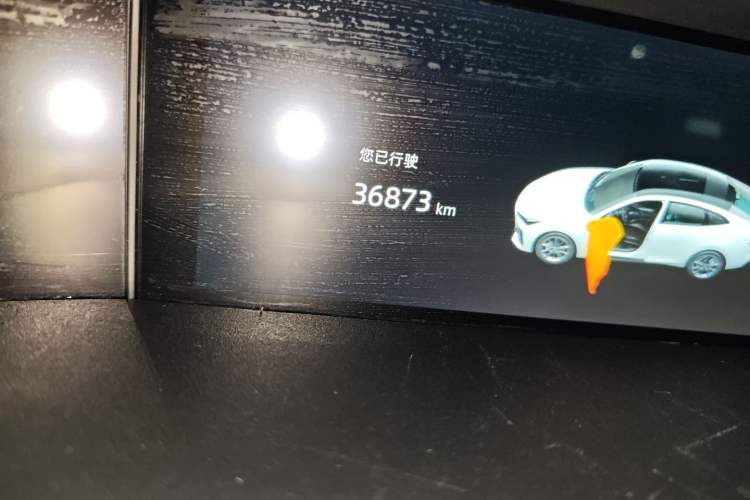 Used CHANGAN UNI-V 2022 1.5T Prestige Version Odometer Close Up