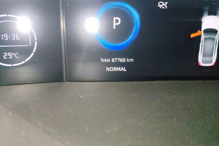 Used CHANGAN UNI-V 2022 1.5T Sport Edition Odometer Close Up