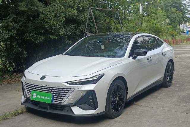 Used CHANGAN UNI-V 2022 1.5T Prestige Version