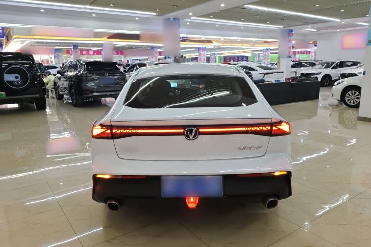 Used CHANGAN UNI-V 2022 1.5T Prestige Version Rear