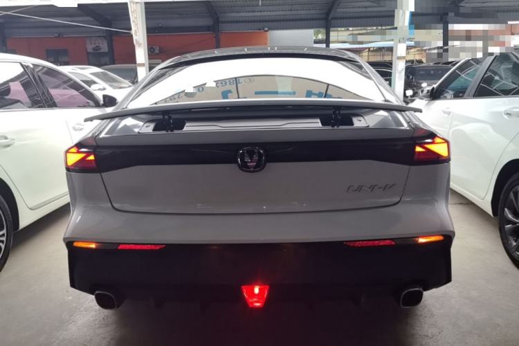 Used CHANGAN UNI-V 2022 1.5T Prestige Version Rear
