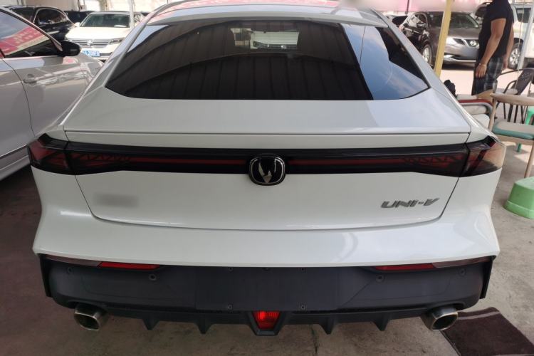 Used CHANGAN UNI-V 2022 1.5T Prestige Version Rear