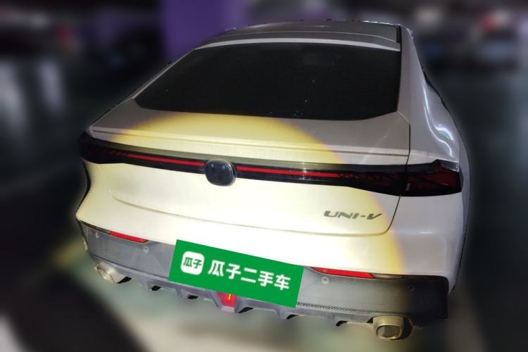 Used CHANGAN UNI-V 2022 1.5T Prestige Version Rear