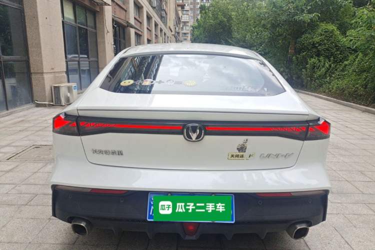 Used CHANGAN UNI-V 2022 1.5T Prestige Version Rear