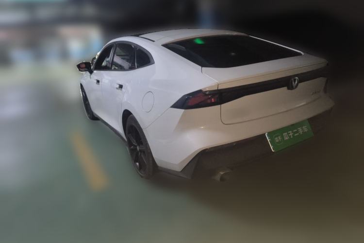 Used CHANGAN UNI-V 2022 1.5T Prestige Version Rear Left 45 Deg