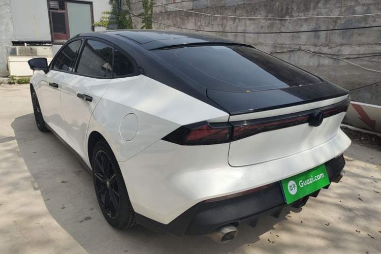 Used CHANGAN UNI-V 2022 1.5T Prestige Version Rear Left 45 Deg