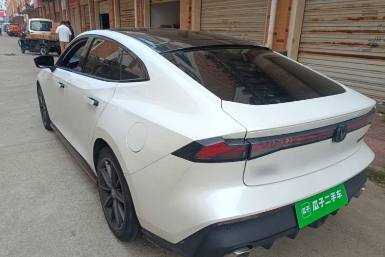 Used CHANGAN UNI-V 2022 1.5T Prestige Version Rear Left 45 Deg