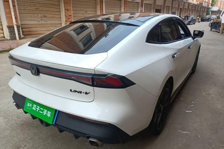 Used CHANGAN UNI-V 2022 1.5T Prestige Version Rear Right 45 Deg