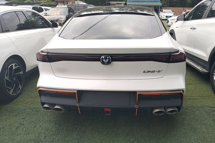 Used CHANGAN UNI-V 2022 1.5T Sport Edition Rear
