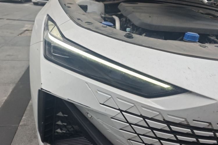 Used CHANGAN UNI-V 2022 1.5T Sport Edition Right Front Headlight