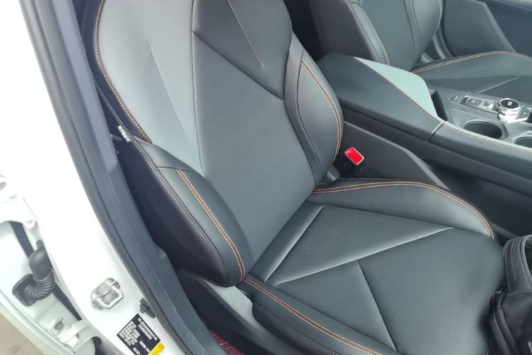 Used CHANGAN UNI-V 2022 1.5T Prestige Version Right Front Seat