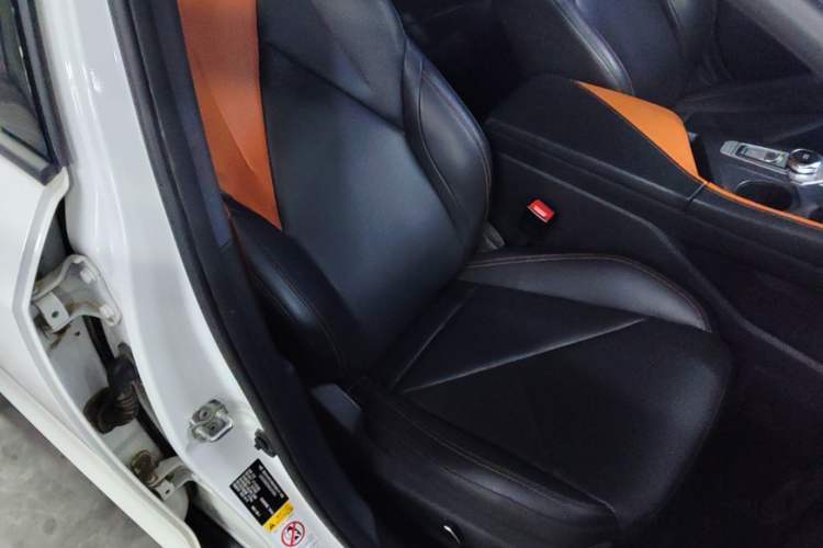 Used CHANGAN UNI-V 2022 1.5T Prestige Version Right Front Seat