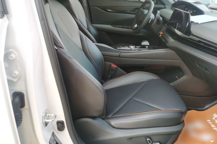 Used CHANGAN UNI-V 2022 1.5T Prestige Version Right Front Seat