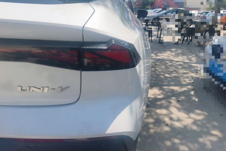 Used CHANGAN UNI-V 2022 1.5T Excellence Model Right Rear Taillight