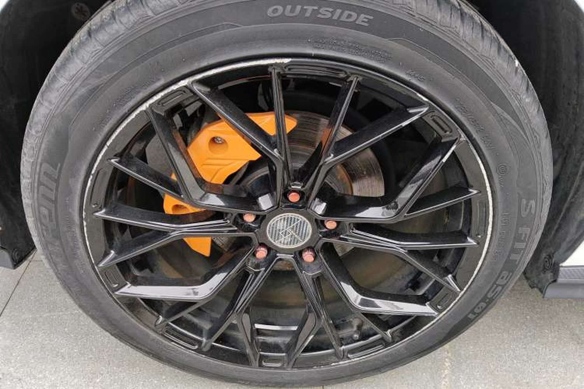 Used CHANGAN UNI-V 2022 1.5T Prestige Version Right Rear Wheel Hub