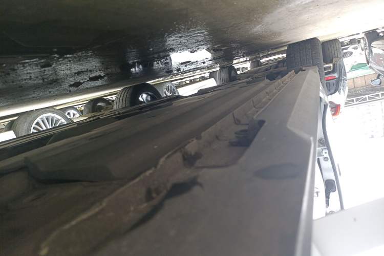 Used CHANGAN UNI-V 2022 1.5T Prestige Version Right Side Sill