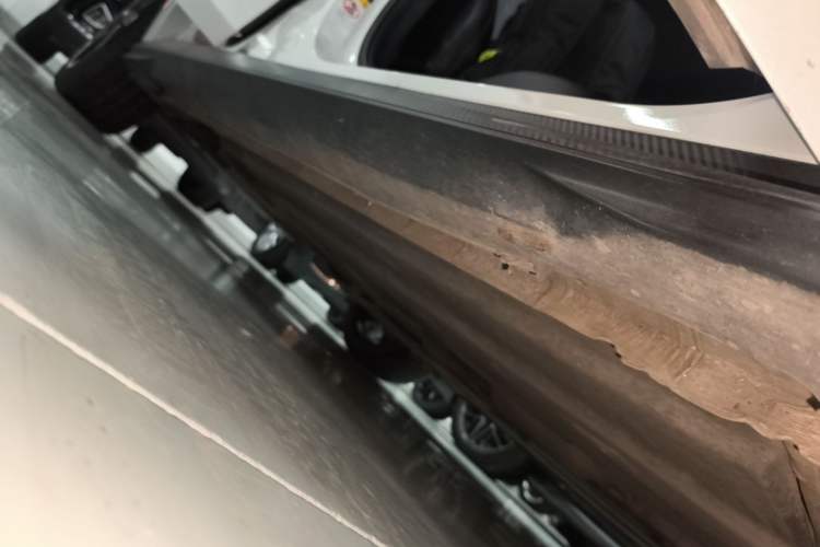 Used CHANGAN UNI-V 2022 1.5T Prestige Version Right Side Sill