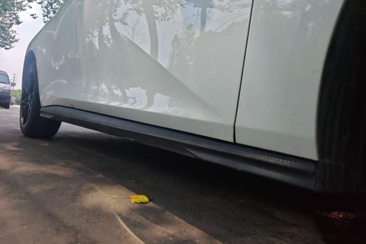 Used CHANGAN UNI-V 2022 1.5T Smart Navigation Version Right Side Sill