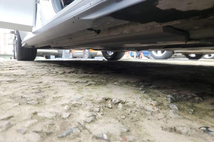 Used CHANGAN UNI-V 2022 1.5T Prestige Version Right Side Sill