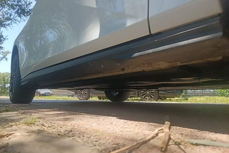 Used CHANGAN UNI-V 2022 1.5T Prestige Version Right Side Sill