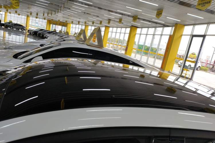 Used CHANGAN UNI-V 2022 1.5T Prestige Version Roof