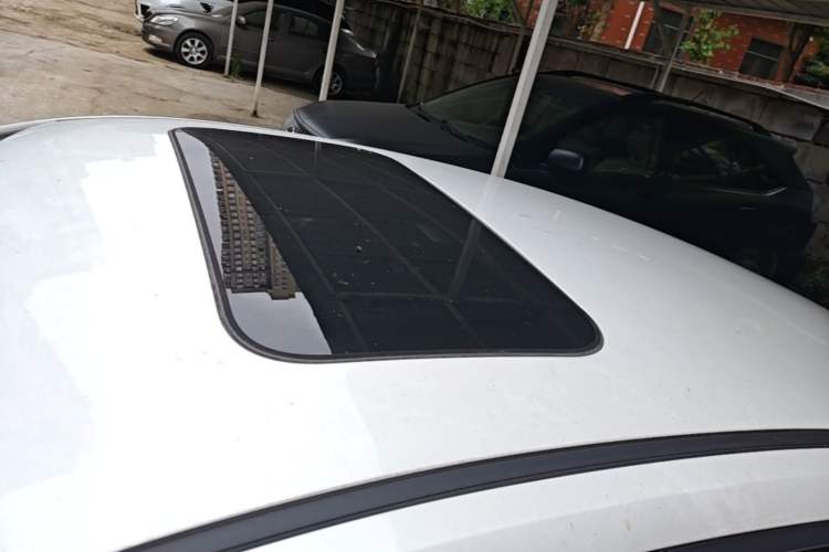 Used CHANGAN UNI-V 2022 1.5T Excellence Model Roof