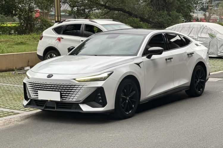 Used CHANGAN UNI-V 2022 1.5T Prestige Version Guazi used car, China used car export, Used car for sale, Used  cars, Cheapest cars for sale