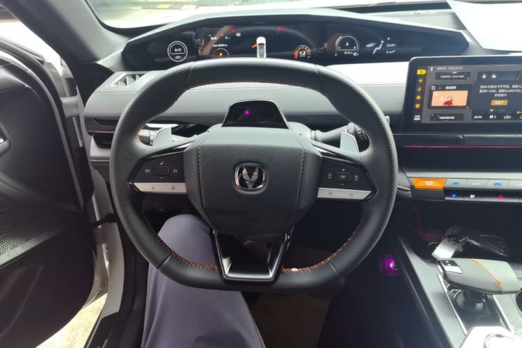 Used CHANGAN UNI-V 2022 1.5T Prestige Version Steering Wheel