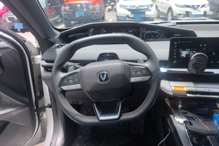 Used CHANGAN UNI-V 2022 1.5T Prestige Version Steering Wheel