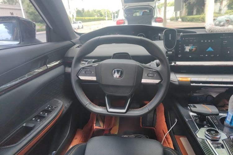 Used CHANGAN UNI-V 2022 1.5T Prestige Version Steering Wheel