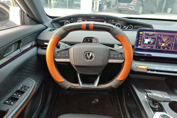 Used CHANGAN UNI-V 2022 1.5T Prestige Version Steering Wheel