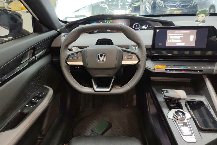 Used CHANGAN UNI-V 2022 1.5T Smart Navigation Version Steering Wheel