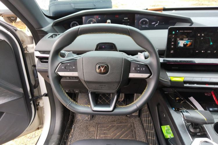 Used CHANGAN UNI-V 2022 1.5T Sport Edition Steering Wheel