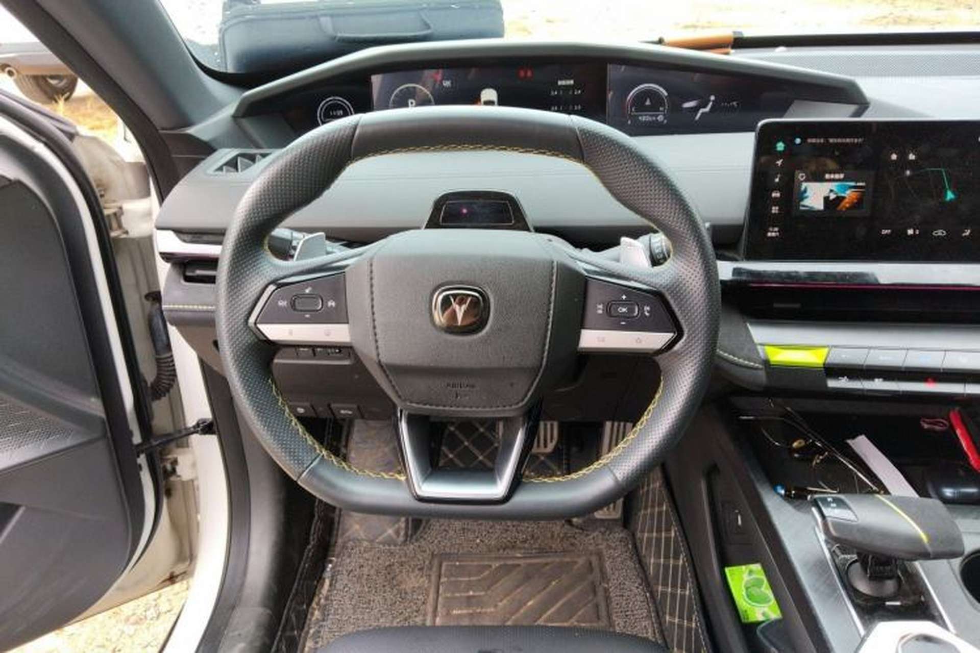 Used CHANGAN UNI-V 2022 1.5T Sport Edition Steering Wheel