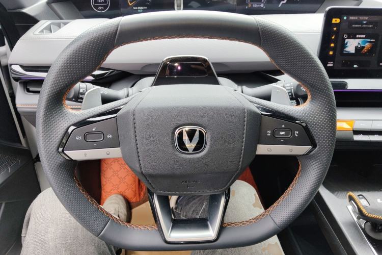 Used CHANGAN UNI-V 2022 1.5T Prestige Version Steering Wheel