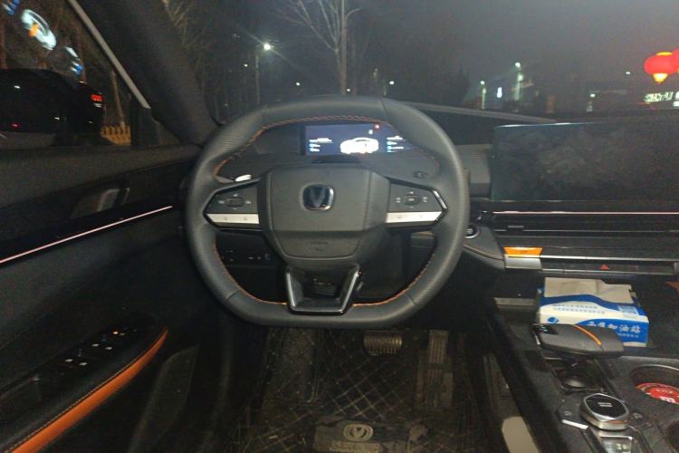 Used CHANGAN UNI-V 2022 1.5T Prestige Version Steering Wheel