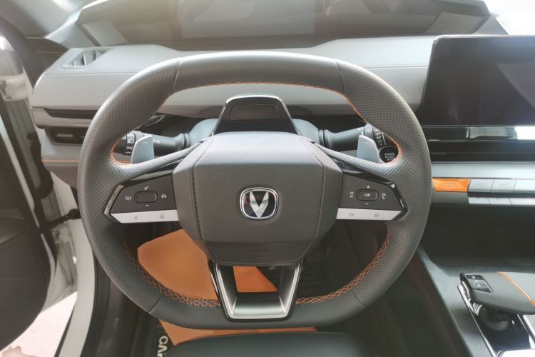 Used CHANGAN UNI-V 2022 1.5T Prestige Version Steering Wheel