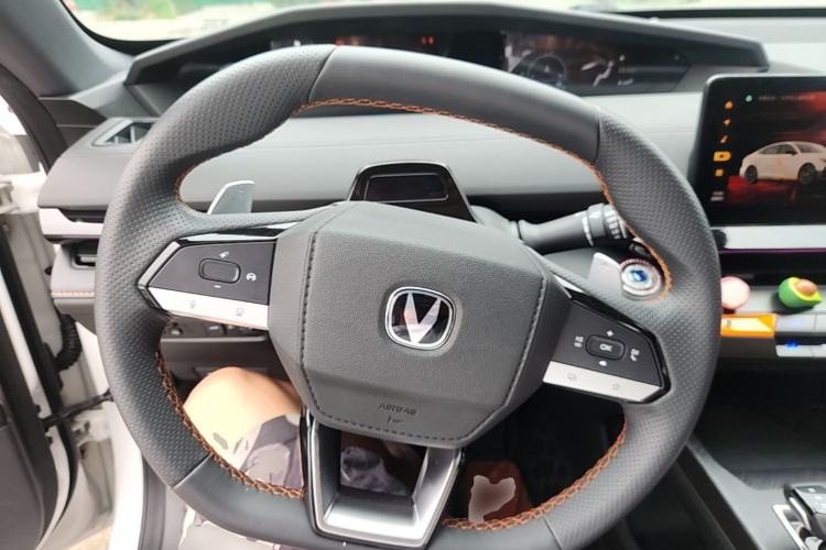 Used CHANGAN UNI-V 2022 1.5T Prestige Version Steering Wheel