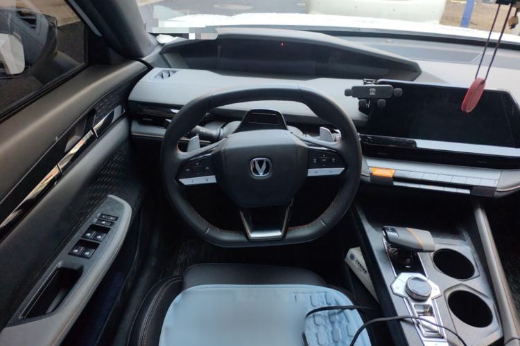 Used CHANGAN UNI-V 2022 1.5T Prestige Version Steering Wheel