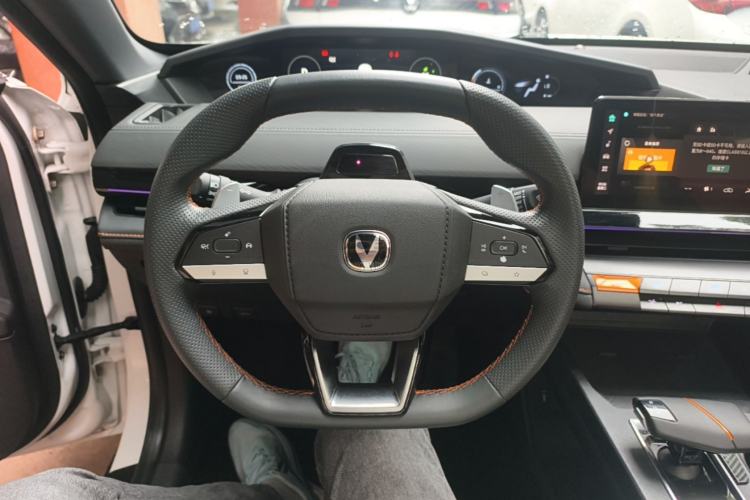 Used CHANGAN UNI-V 2022 1.5T Prestige Version Steering Wheel