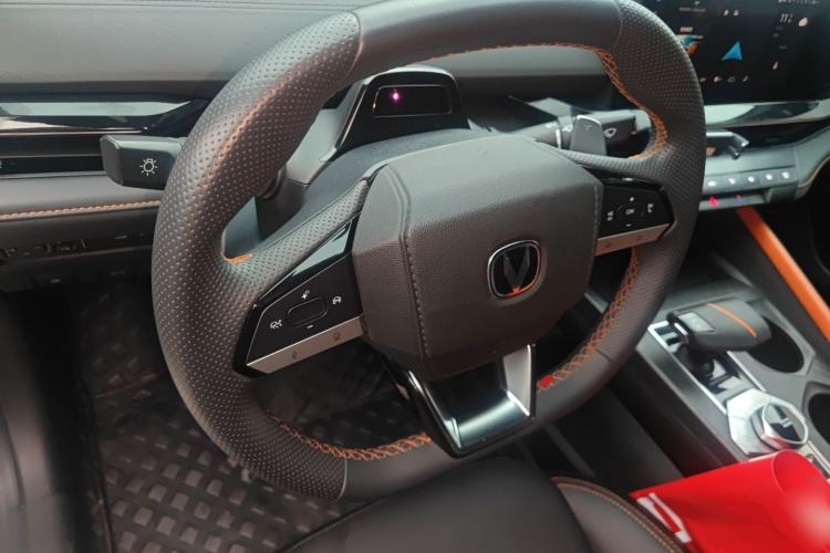 Used CHANGAN UNI-V 2022 1.5T Prestige Version Steering Wheel