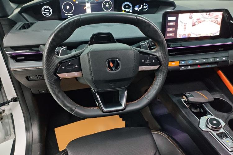 Used CHANGAN UNI-V 2022 1.5T Prestige Version Steering Wheel