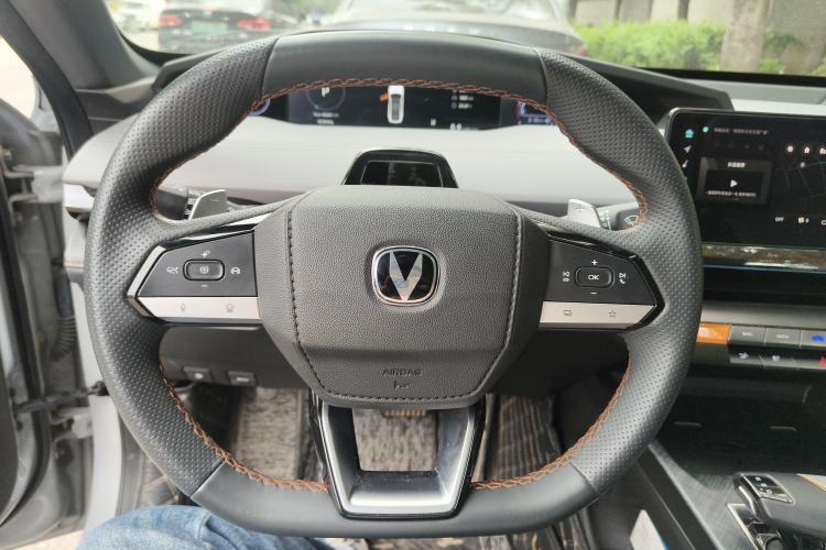 Used CHANGAN UNI-V 2022 1.5T Smart Navigation Version