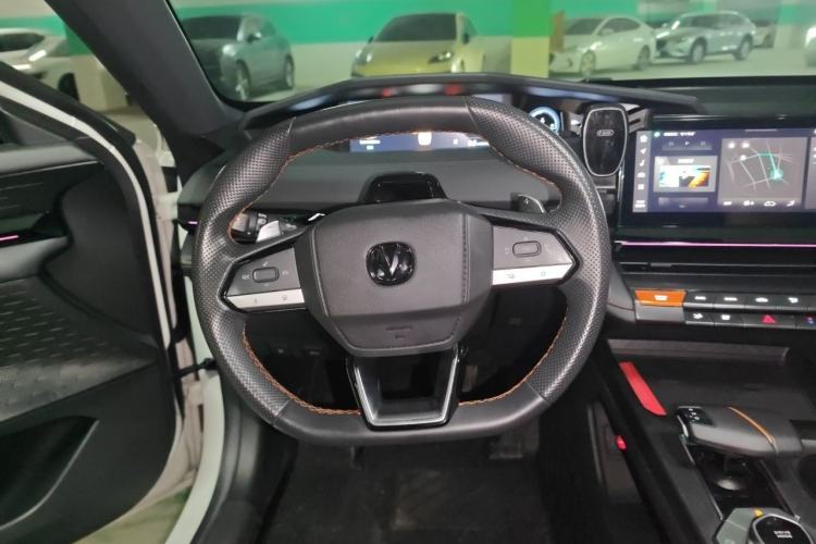 Used CHANGAN UNI-V 2022 1.5T Prestige Version Steering Wheel