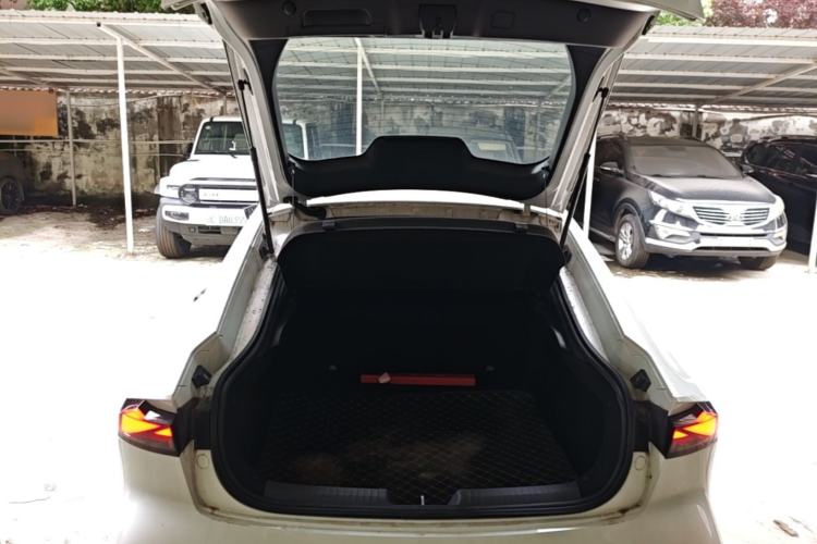 Used CHANGAN UNI-V 2022 1.5T Excellence Model Trunk