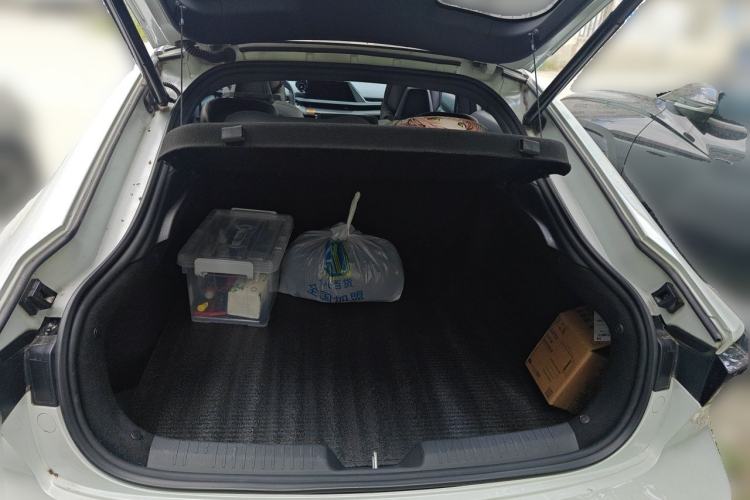 Used CHANGAN UNI-V 2022 1.5T Prestige Version Trunk