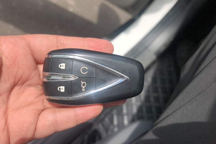 Used CHANGAN UNI-V 2022 1.5T Prestige Version Vehicle Key