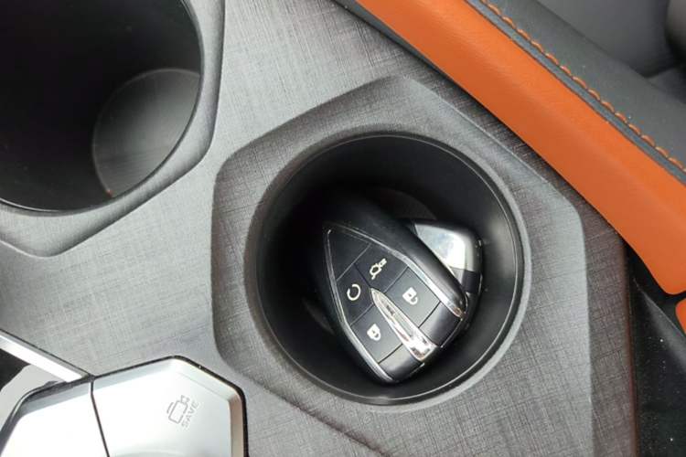 Used CHANGAN UNI-V 2022 1.5T Prestige Version Vehicle Key